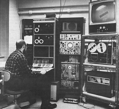 Typischer Einsatz einer PDP-12 in der Wissenschaft